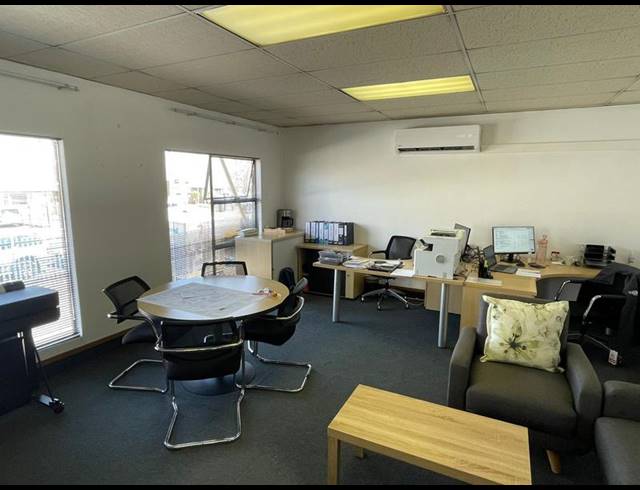 INDUSTRIAL PROPERTY TO RENT IN HENNOPSPARK